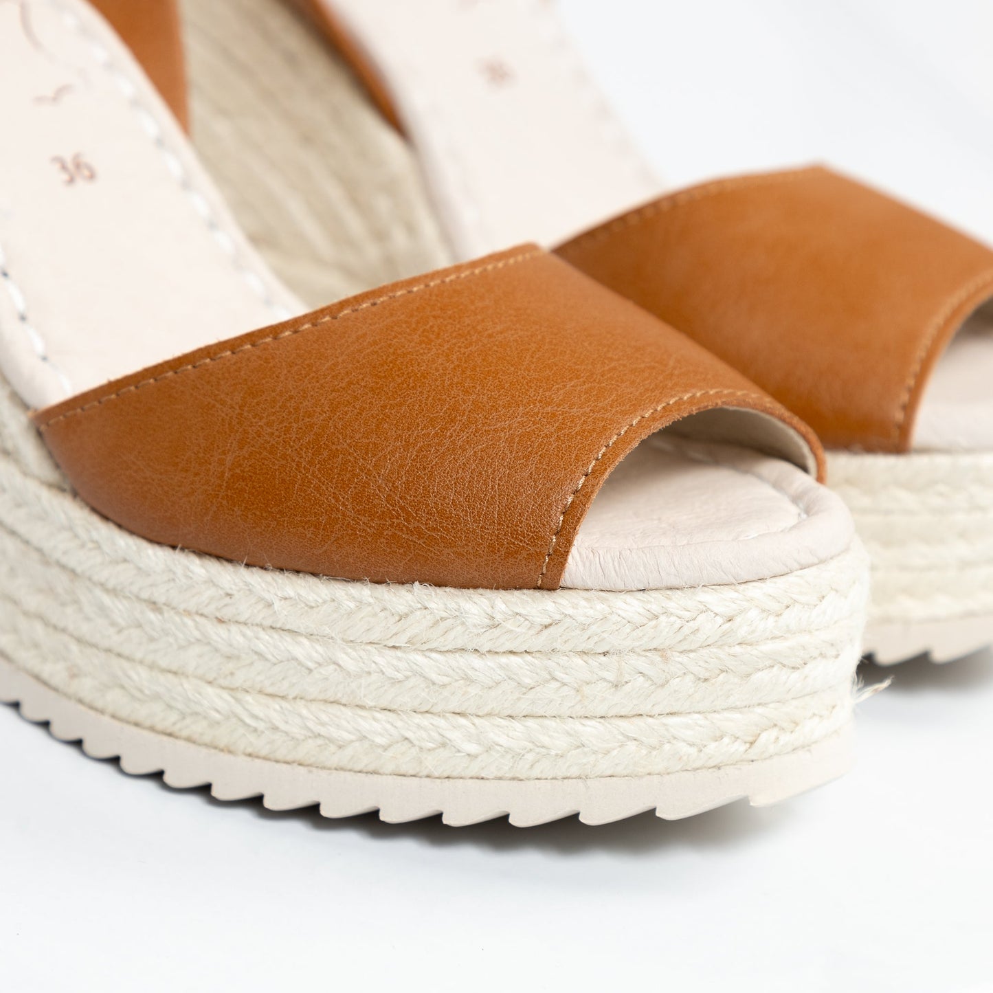 Santa Ana Vegan Camel