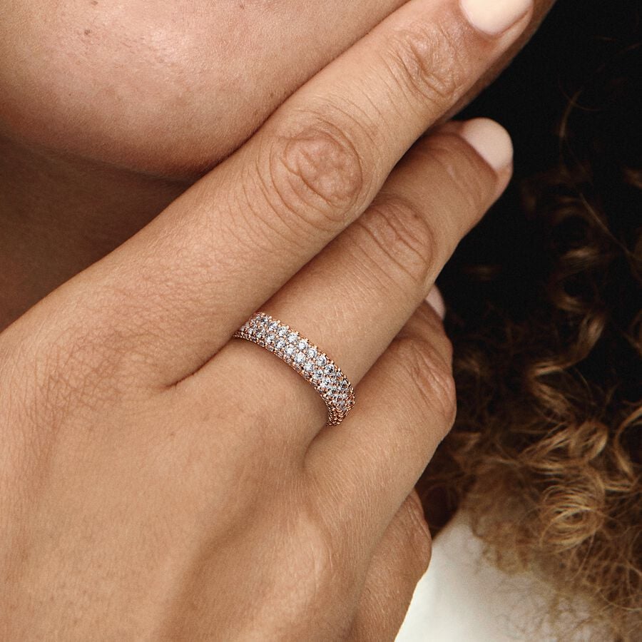 Timeless Pavé Double-row Ring