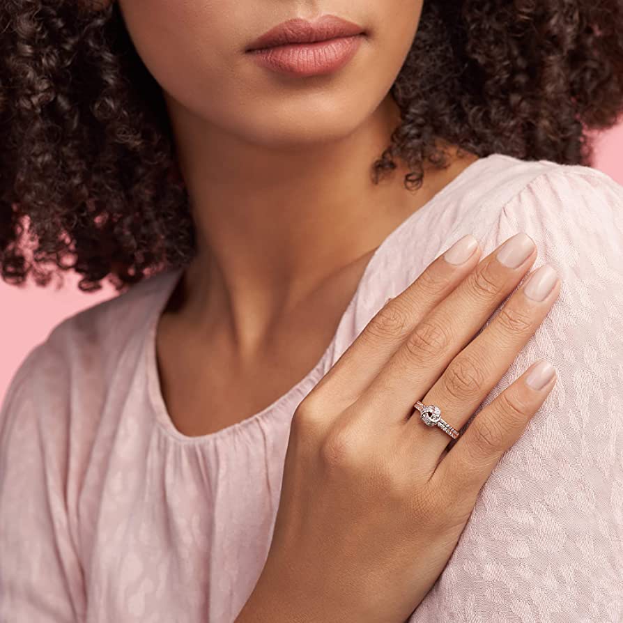 Sparkling Love Knot Ring