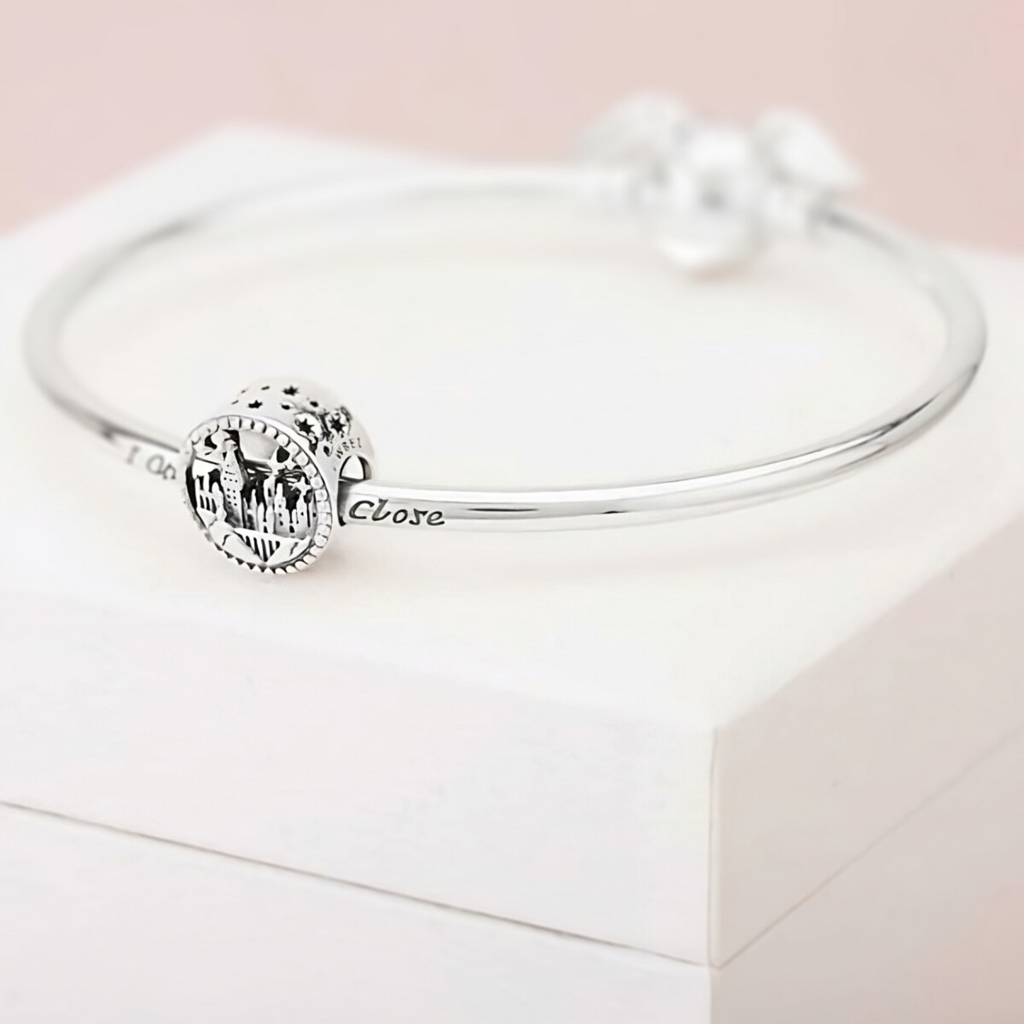 Hogwarts School of Witchcraft and Wizardry