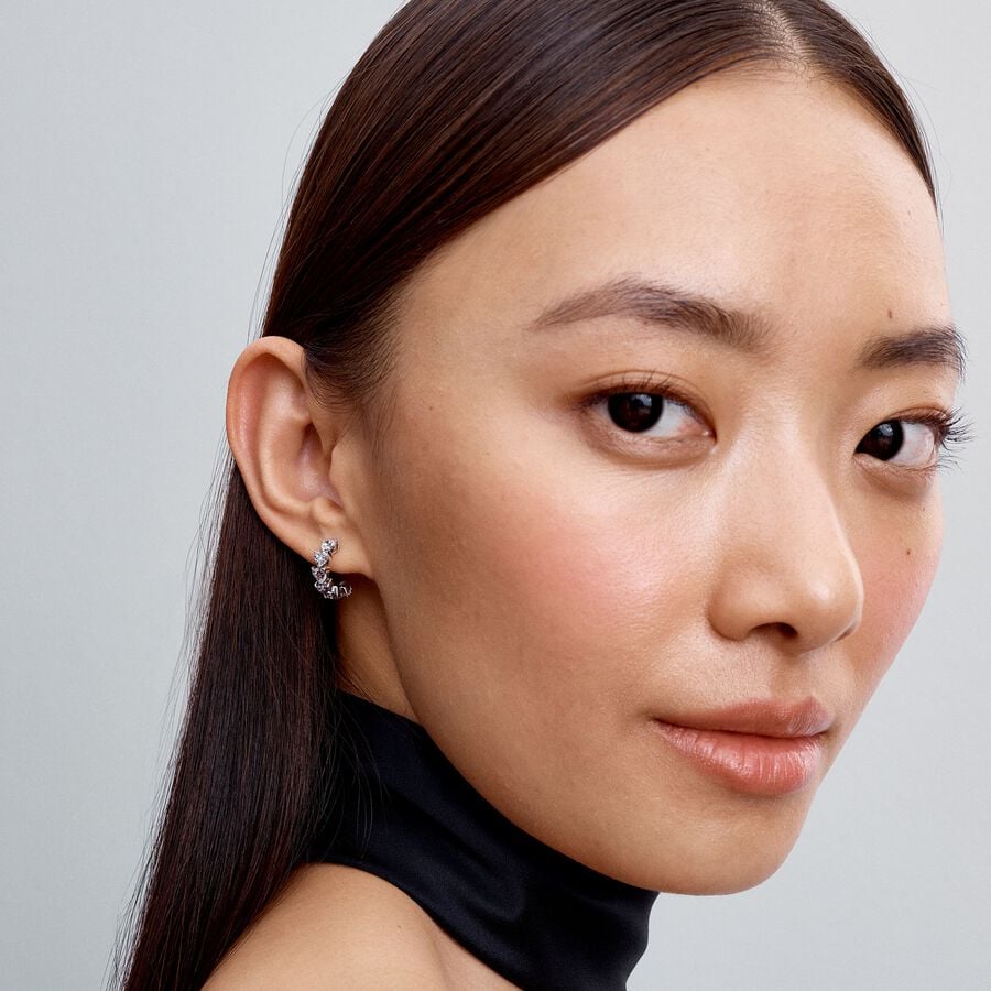 Sparkling Hearts Open Hoop