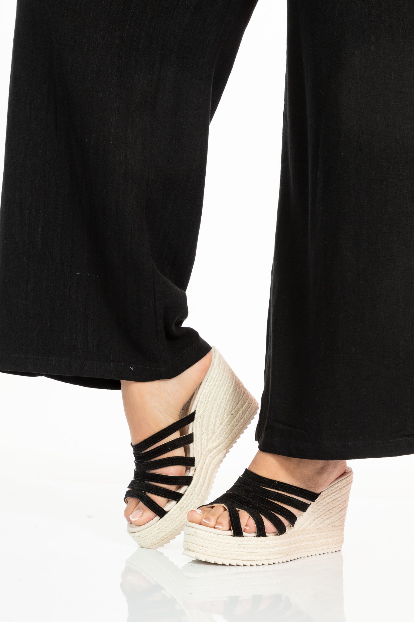 Amadora Serraje Black