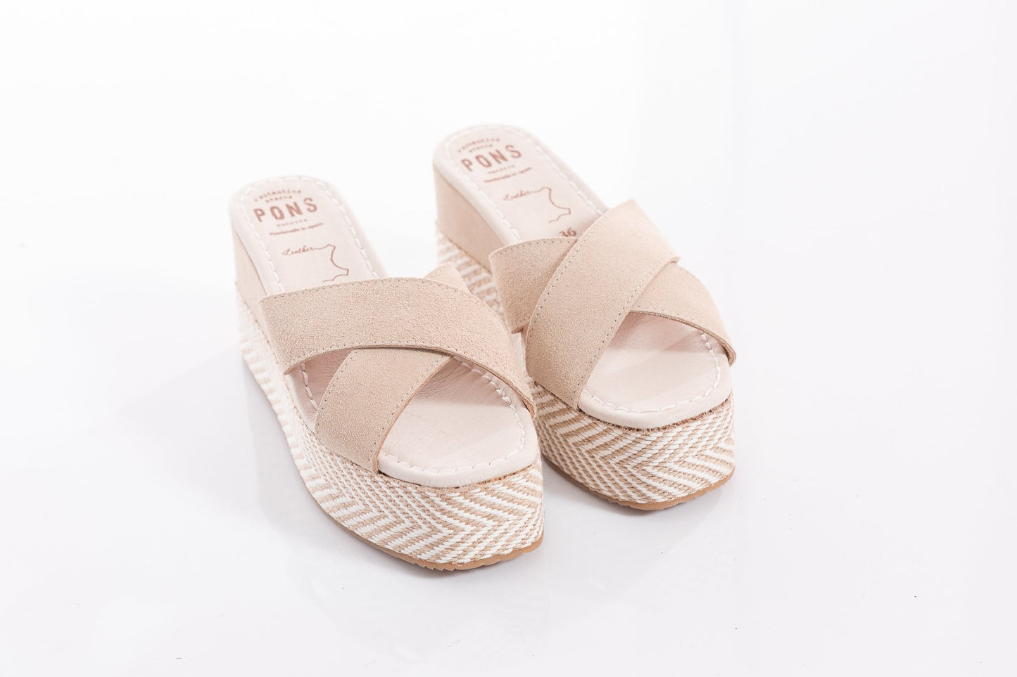 La Cruz Serraje Sand