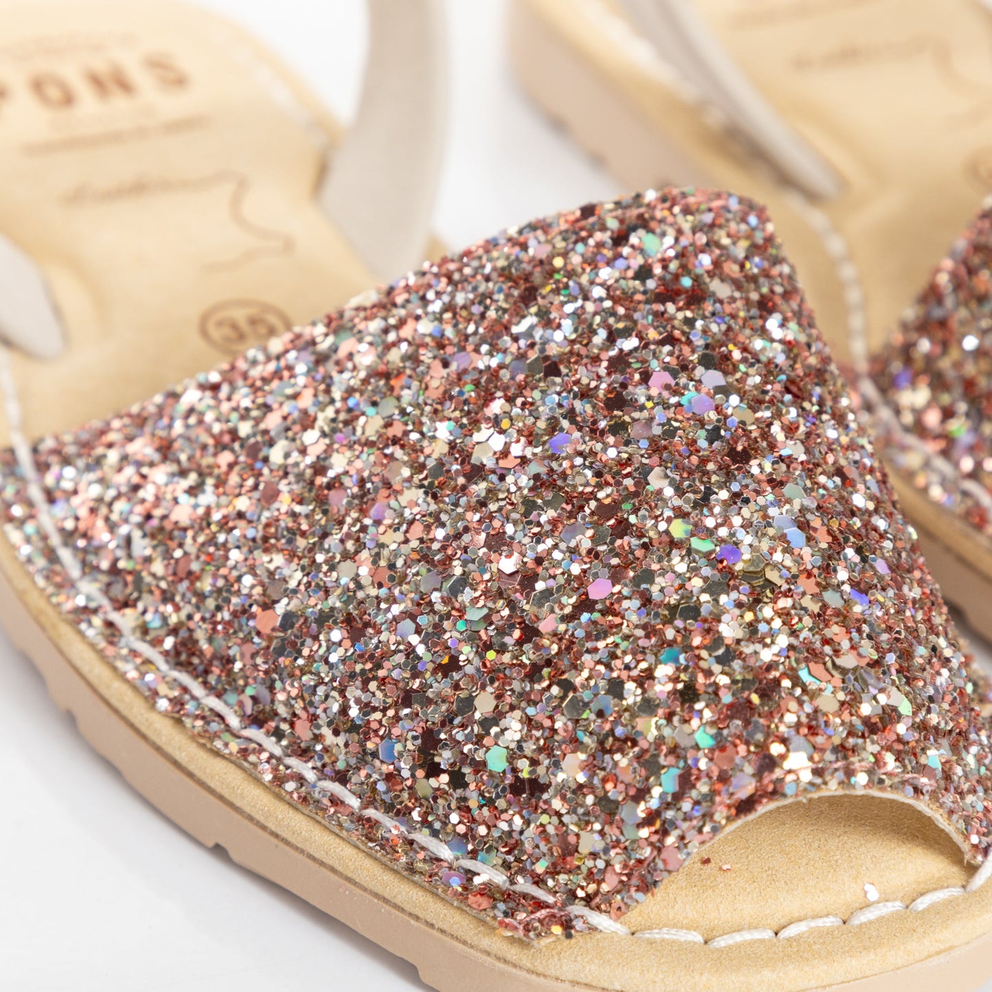 Lusaka Glitter Hapines 6