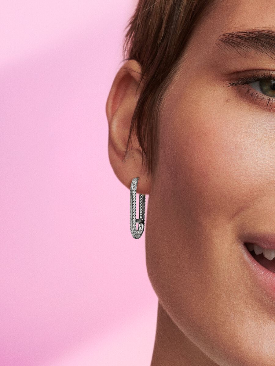 ME Extended Pavé Link Hoop