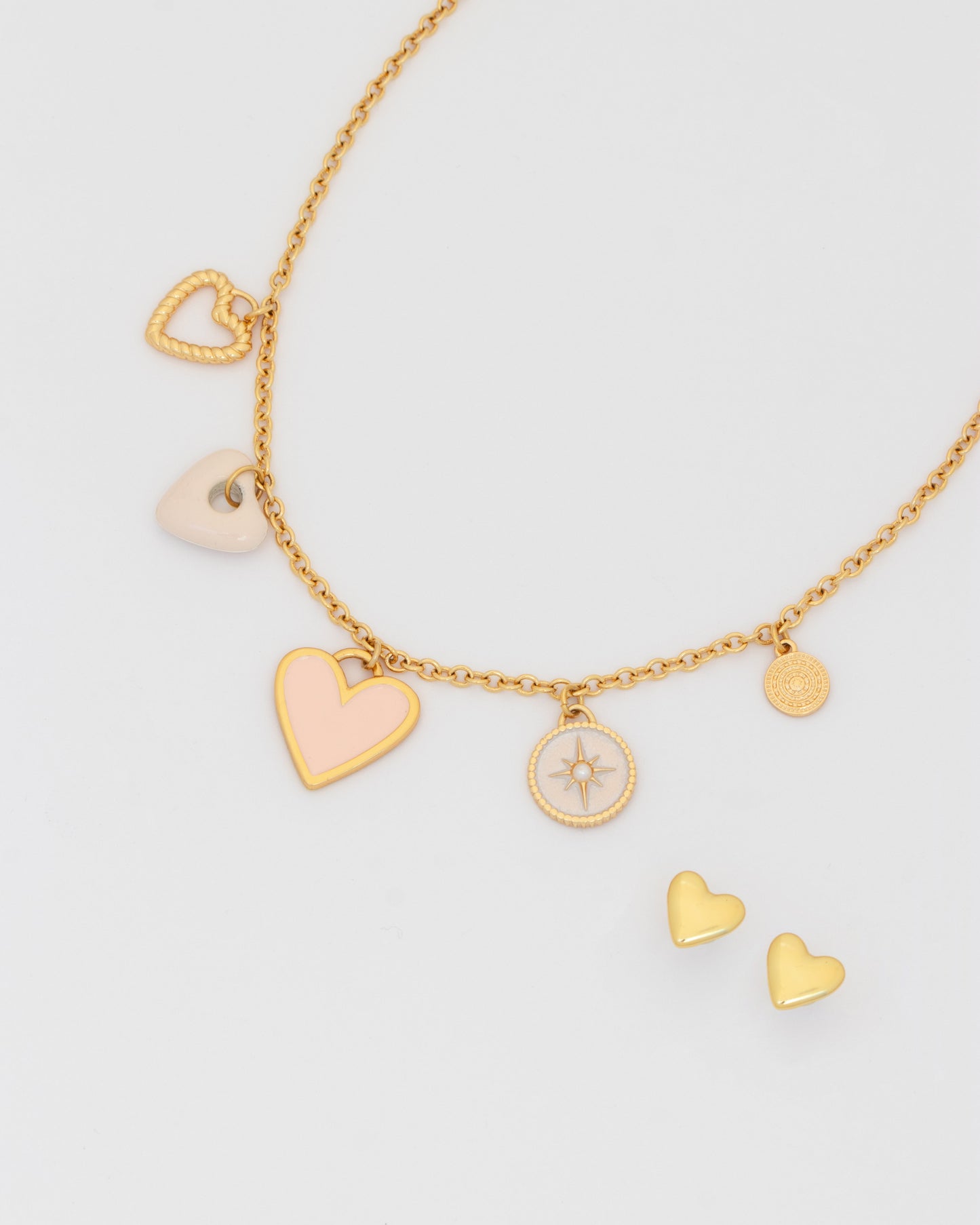 Multicharms Corazones Nude + Aretes