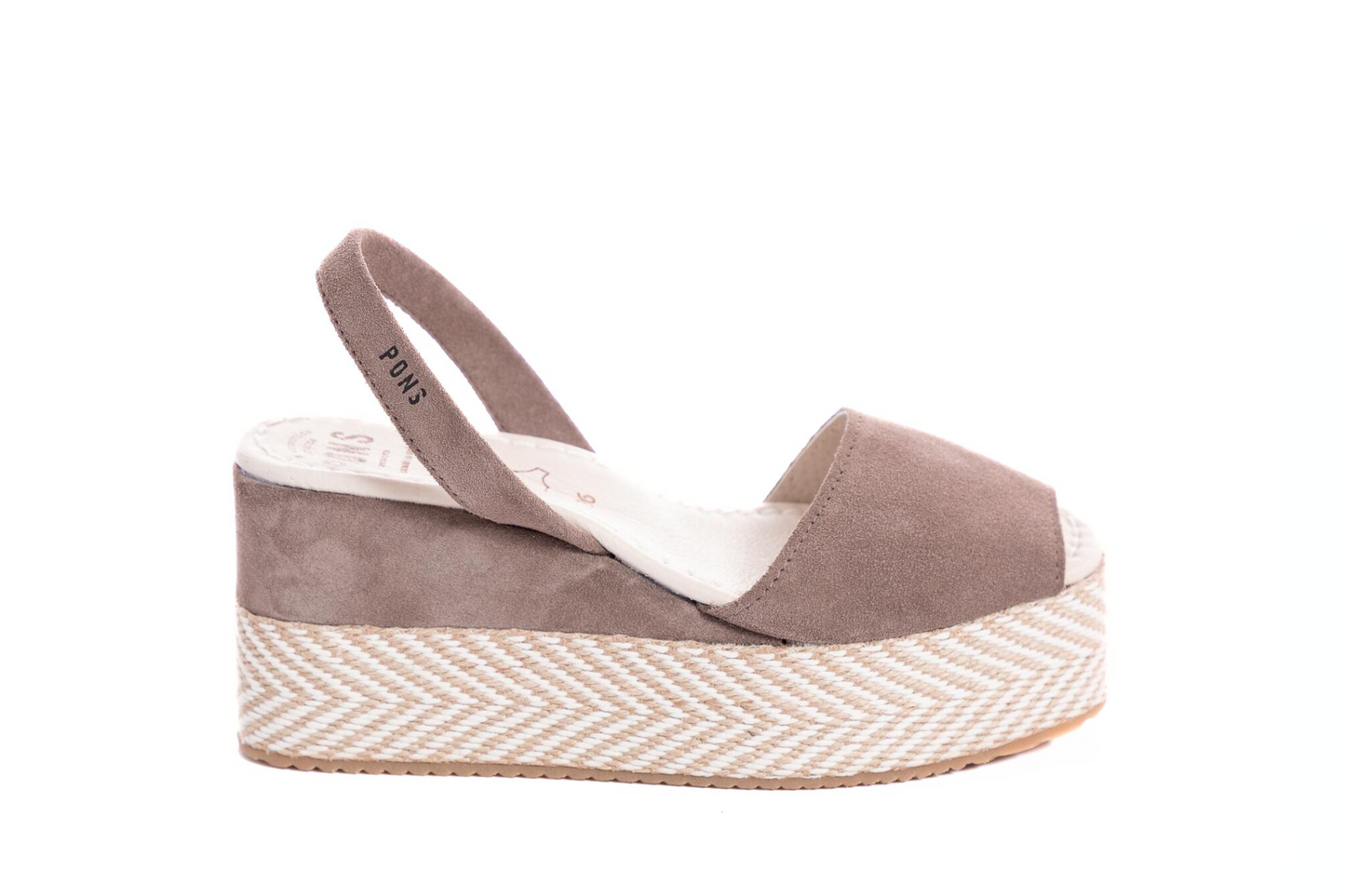 America Serraje Castorro