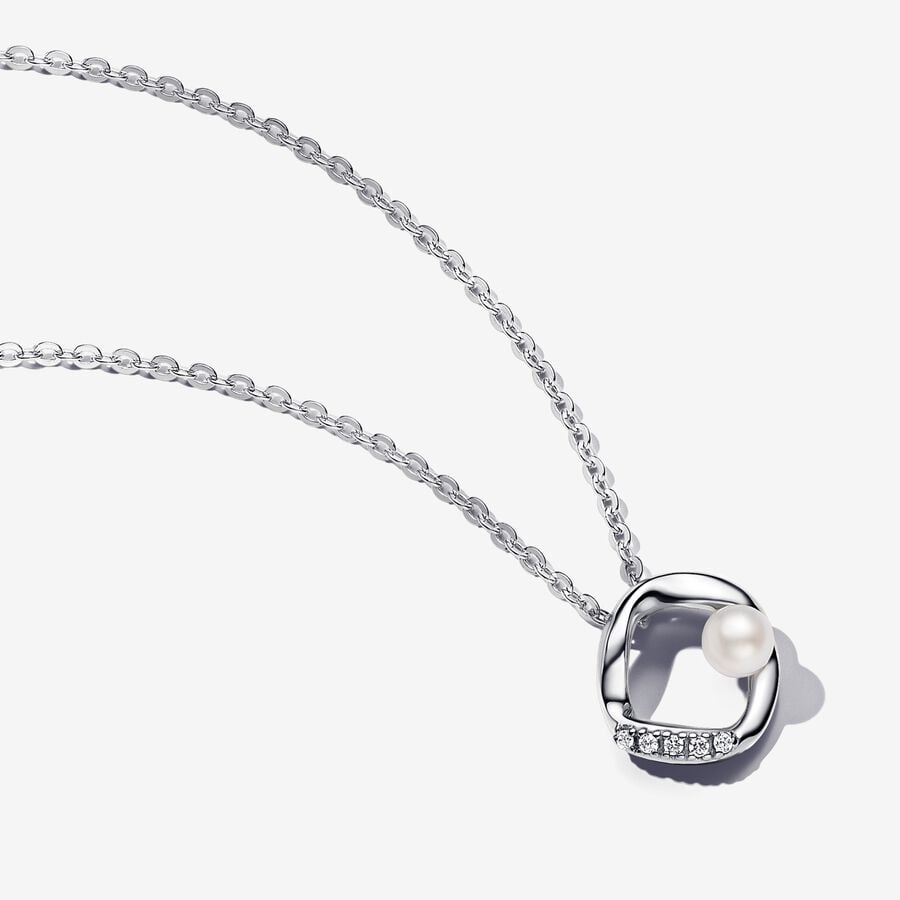 Organically Shaped Pavé Circle & Treated Freshwater Cultured Pearl Collier