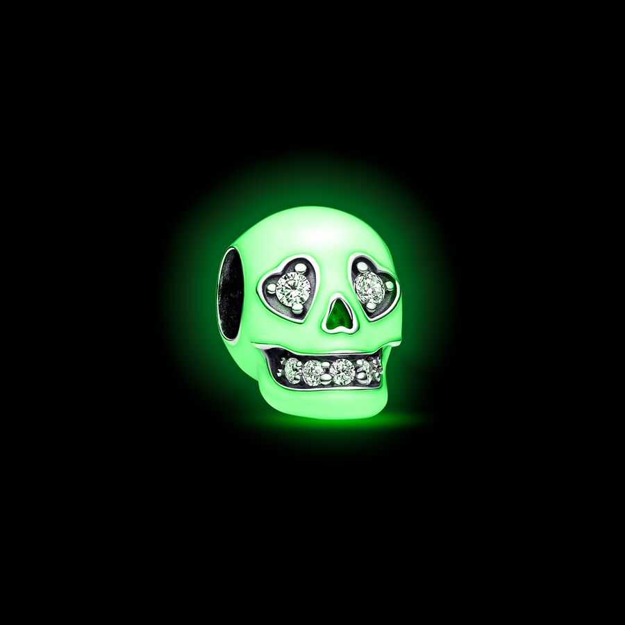 Glow-in-the-dark Sparkling Skull