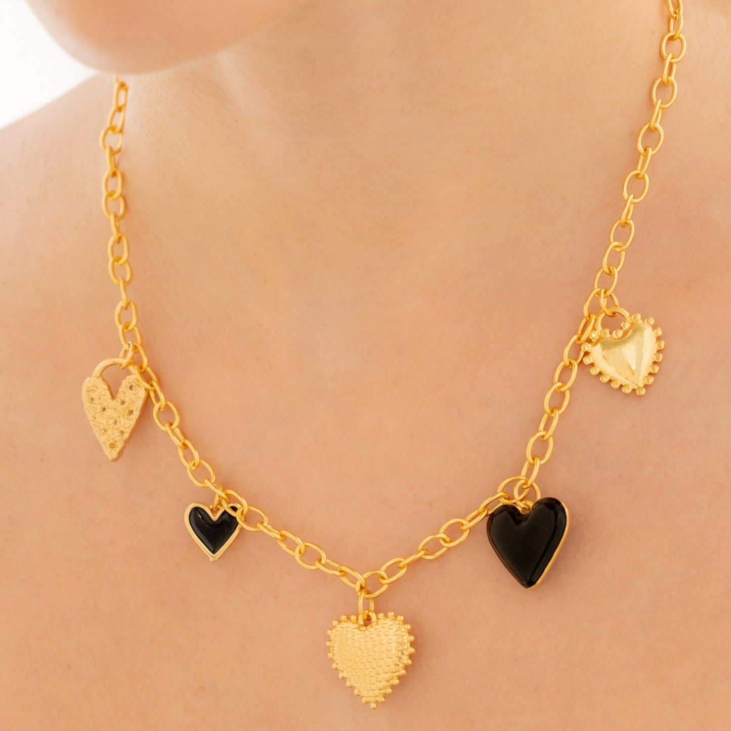 Collar Multicharms Corazones + Aretes