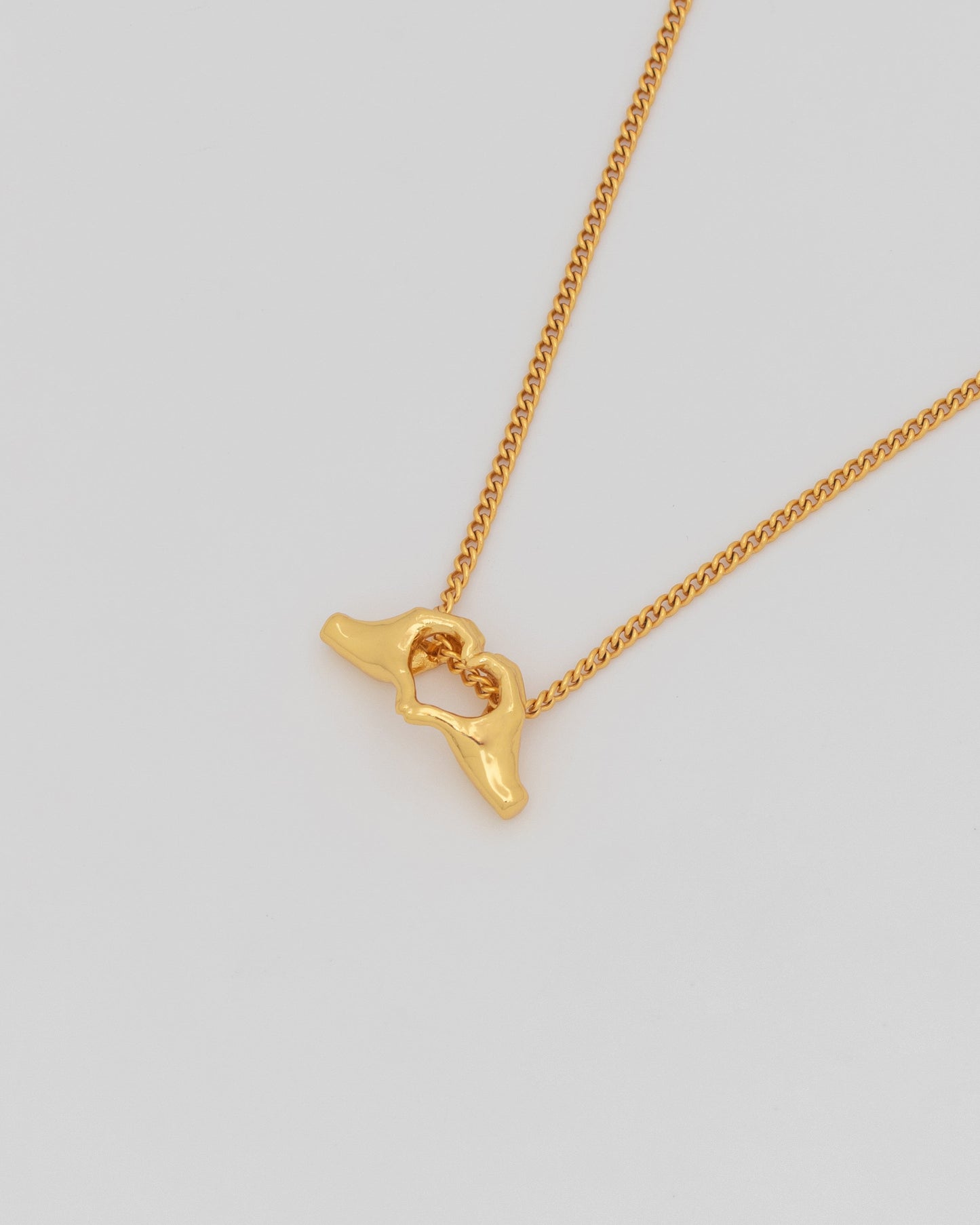 Collar Manos Corazón
