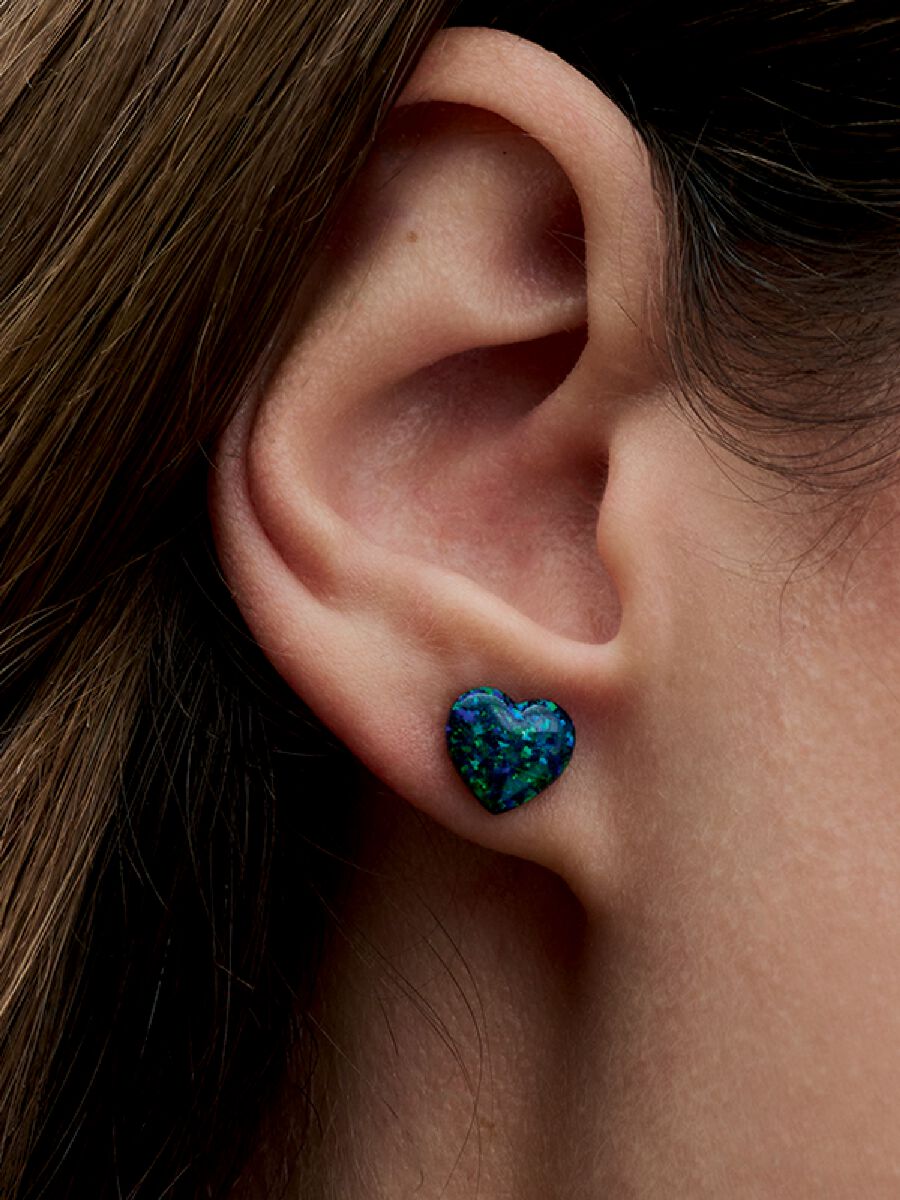 Opalescent Green Heart Stud