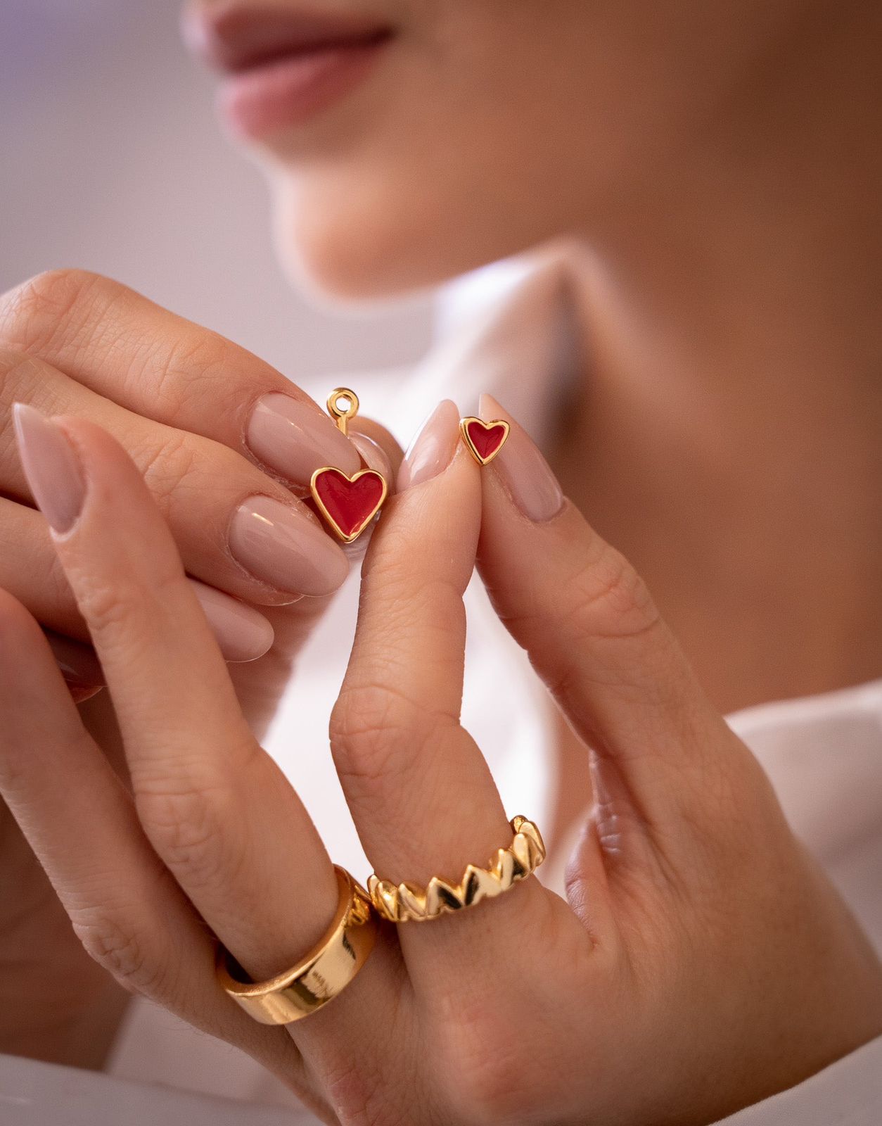Aretes 2 en 1 Corazones Rojo