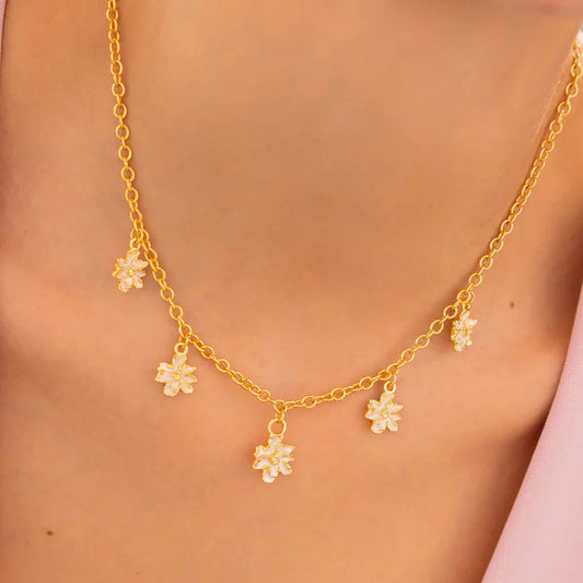 Collar Multichars Mini Flores Perladas