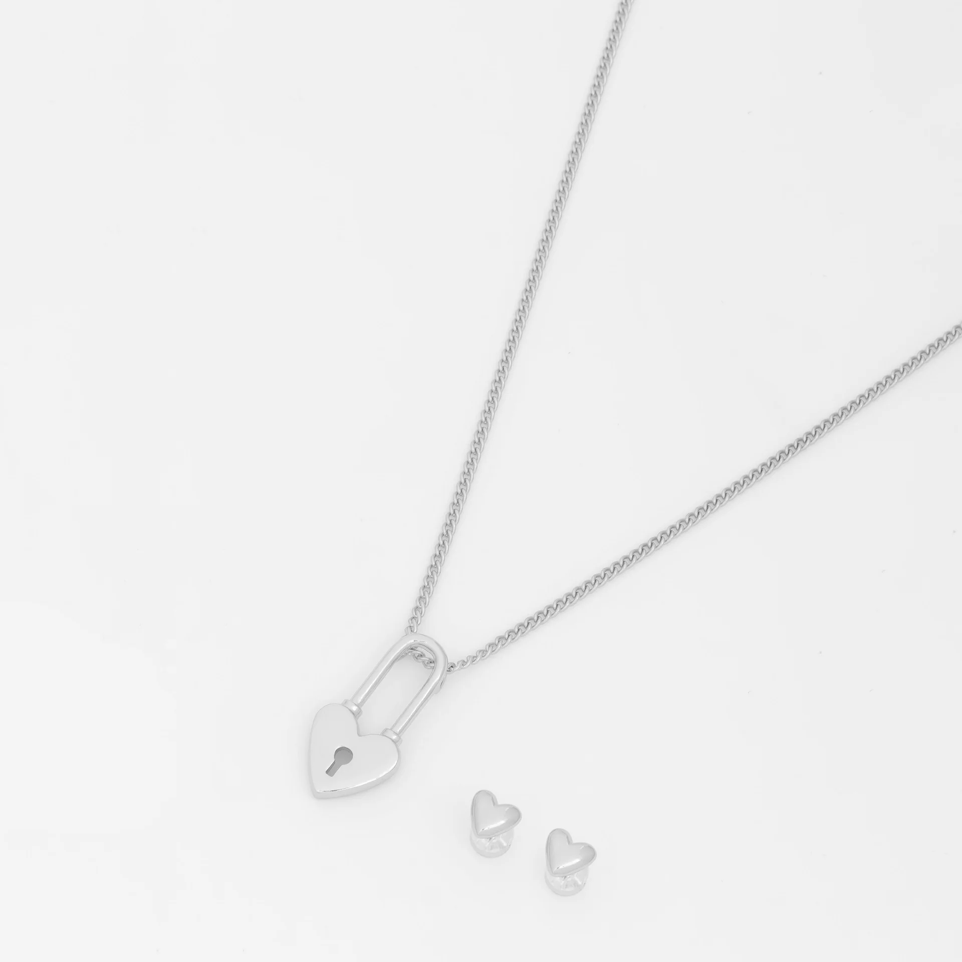 [321371] Collar Corazón Candado Silver + Aretes