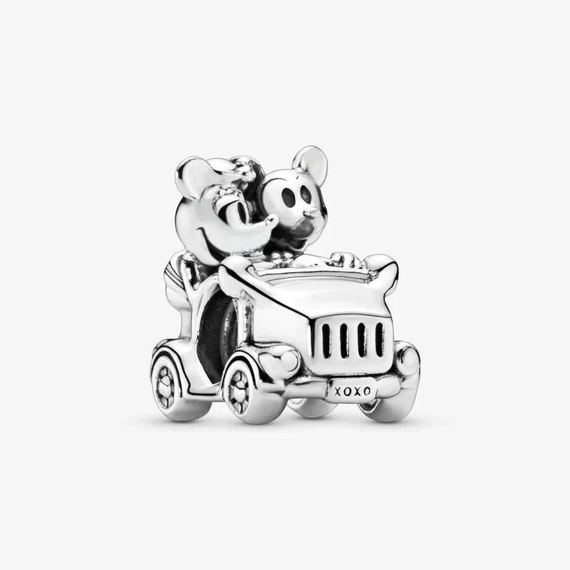 [506] Mickey & Minnie Vintage Car