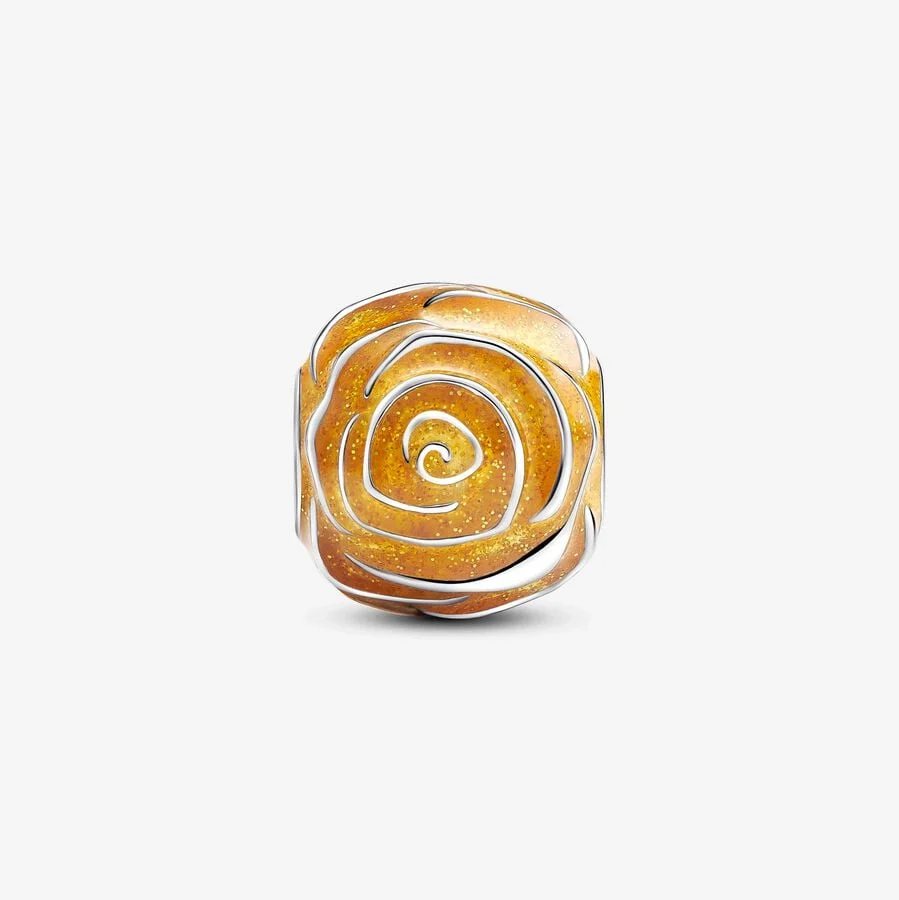 [927] Yellow Rose in Bloom