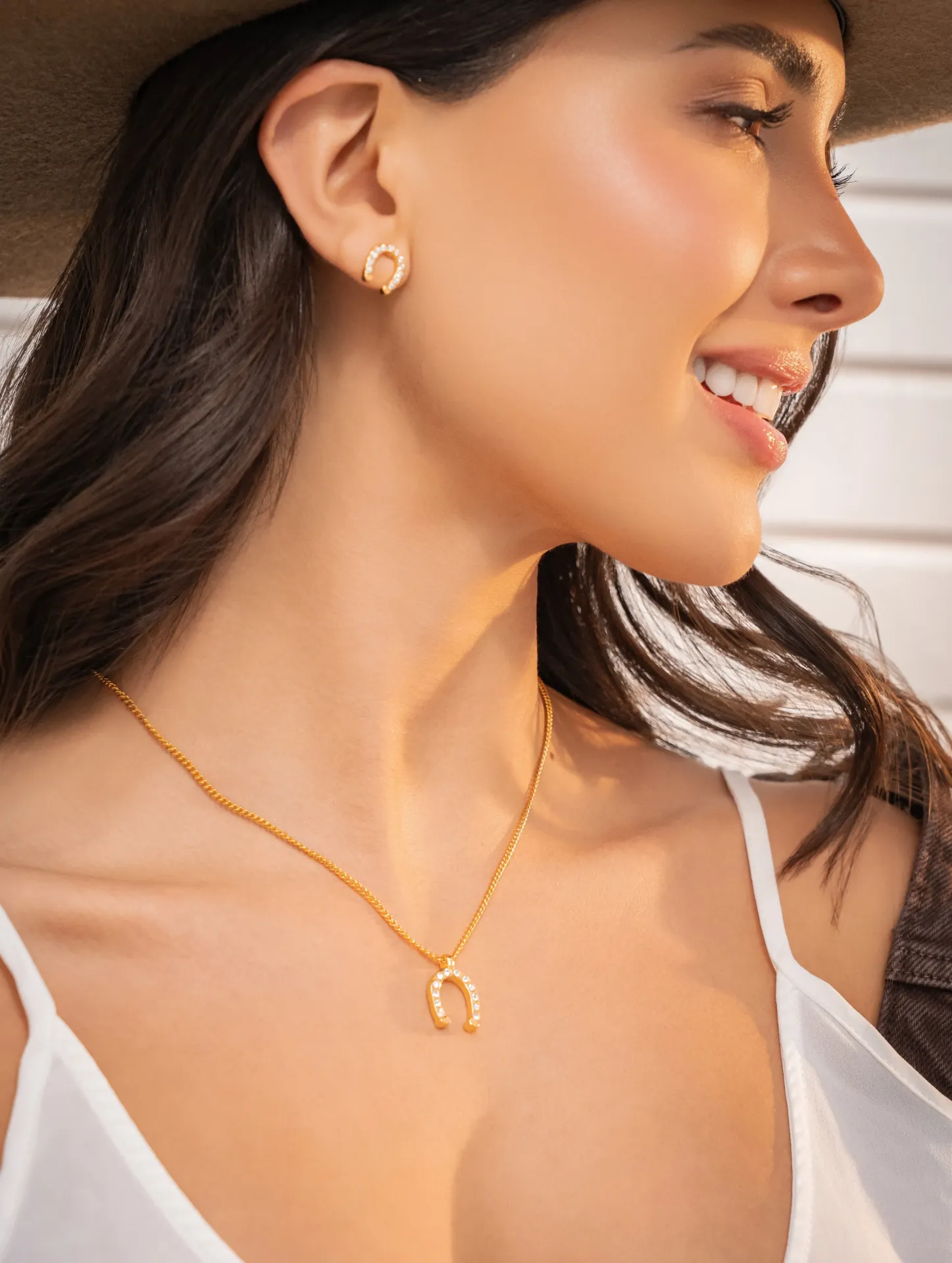 Set Collar + Aretes Herradura Cristales