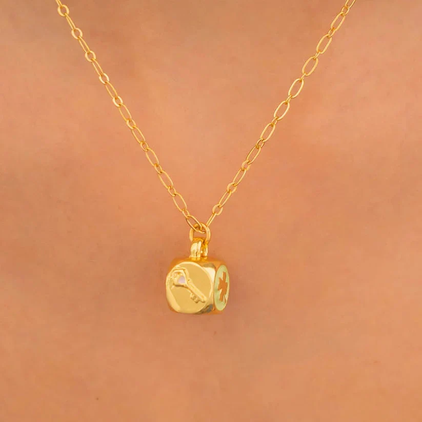 Collar Dado